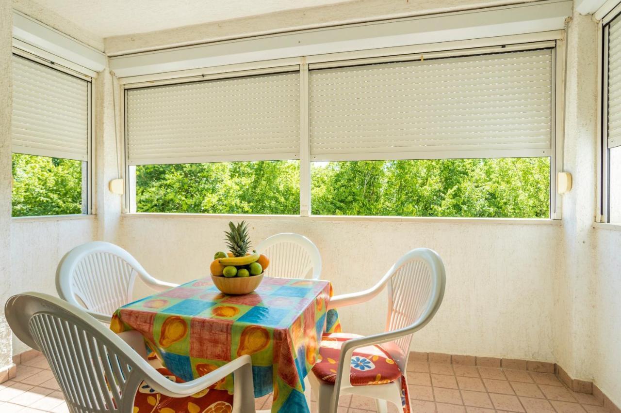 Apartment Maui Malinska Eksteriør bilde