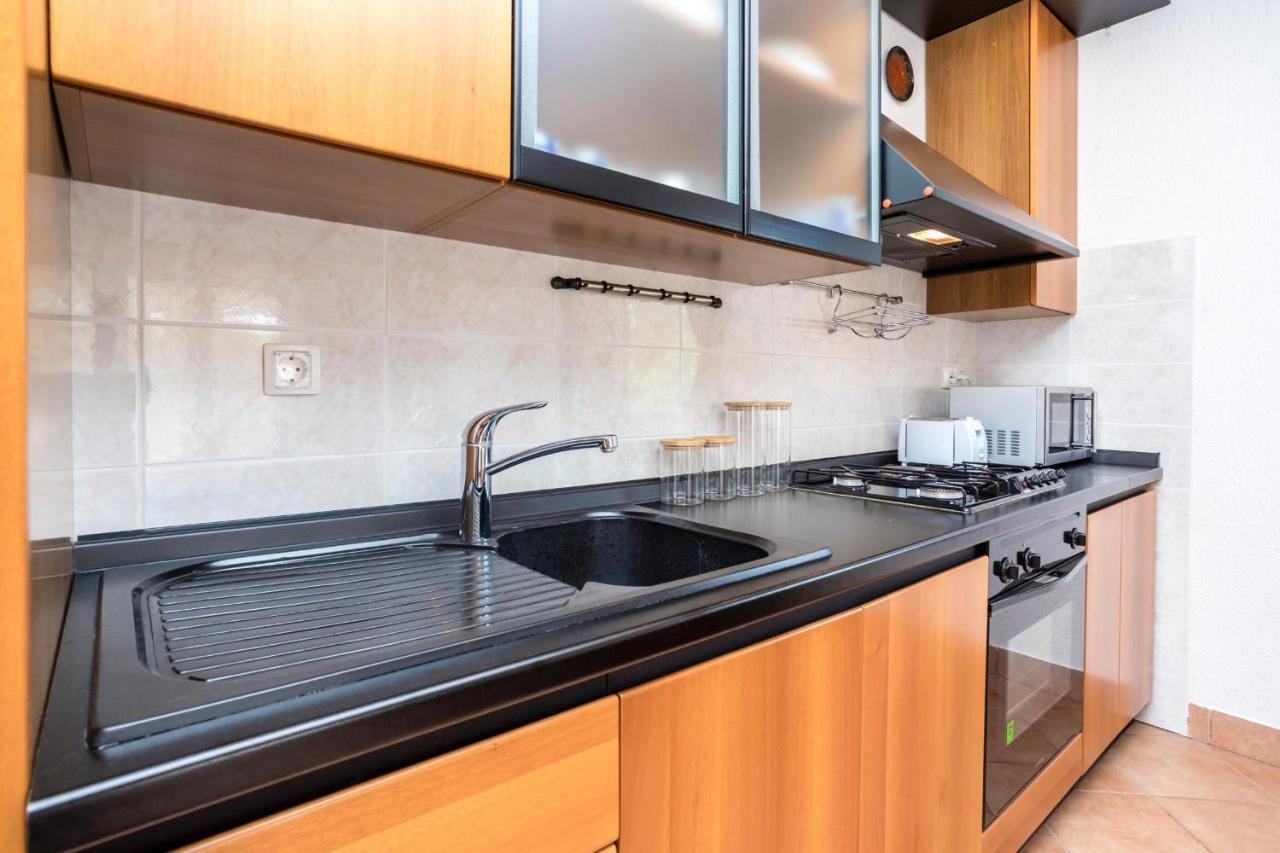 Apartment Maui Malinska Eksteriør bilde